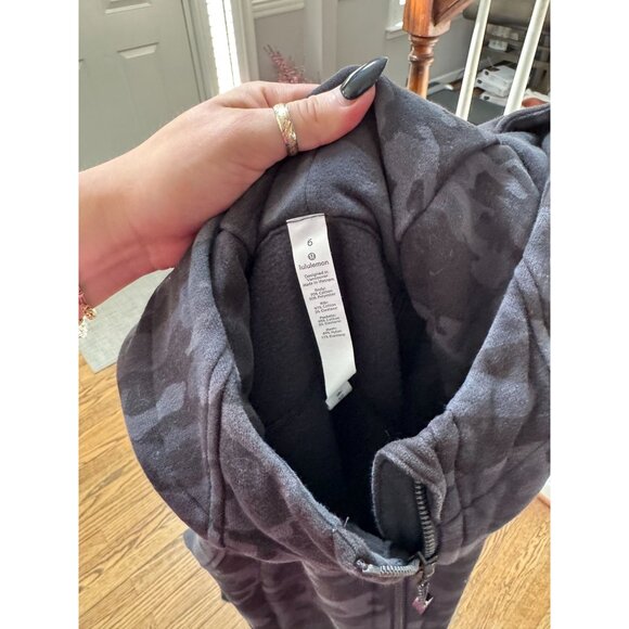 Lululemon Scuba Hoodie Light Cotton Fleece Incognito Camo Multi Grey Size 6 - Picture 5 of 5